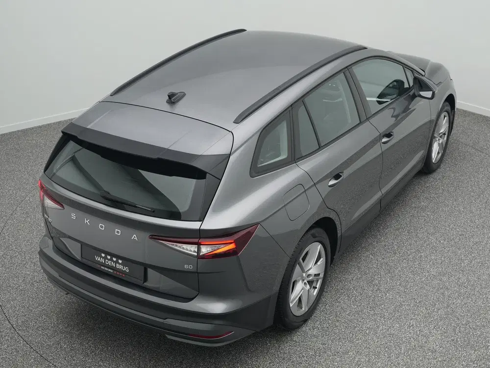Skoda Enyaq 60 Loft uit 2024, foto 14