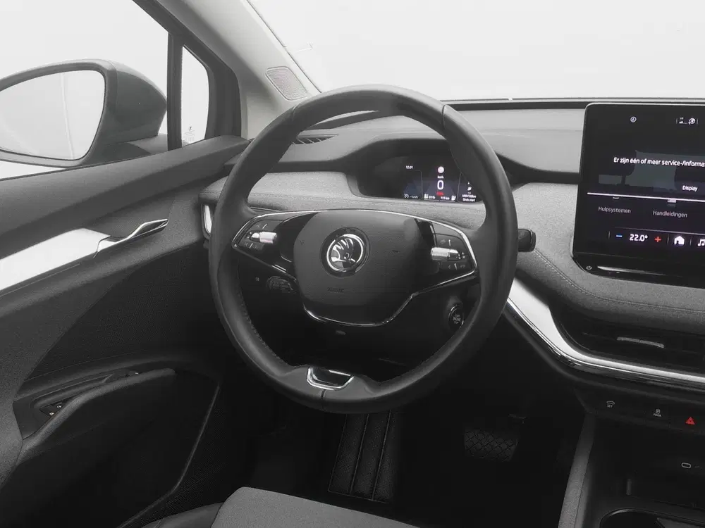 Skoda Enyaq 60 Loft uit 2024, foto 8