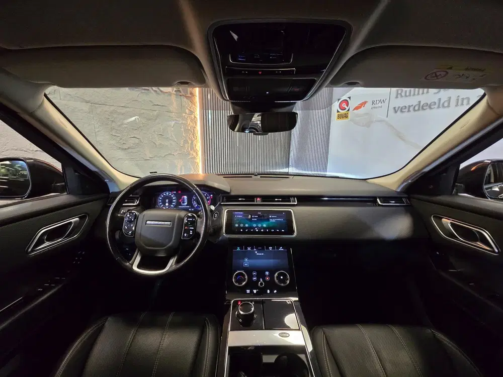 Land Rover Range Rover Velar 2.0 P250 Turbo AWD R-Dynamic SE uit 2019, foto 11