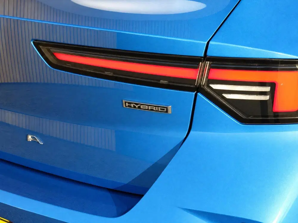 Opel Astra 1.6 Hybrid Elegance uit 2024, foto 6