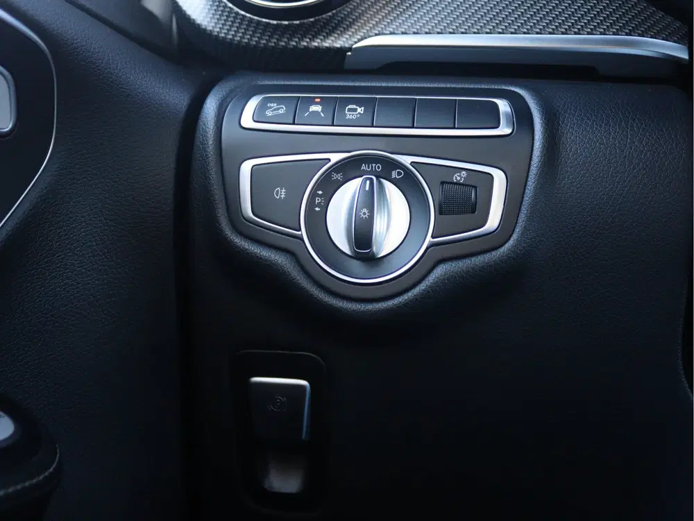 Mercedes-Benz V-Klasse V300d 4-MATIC Lang Avantgarde Edition uit 2021, foto 13
