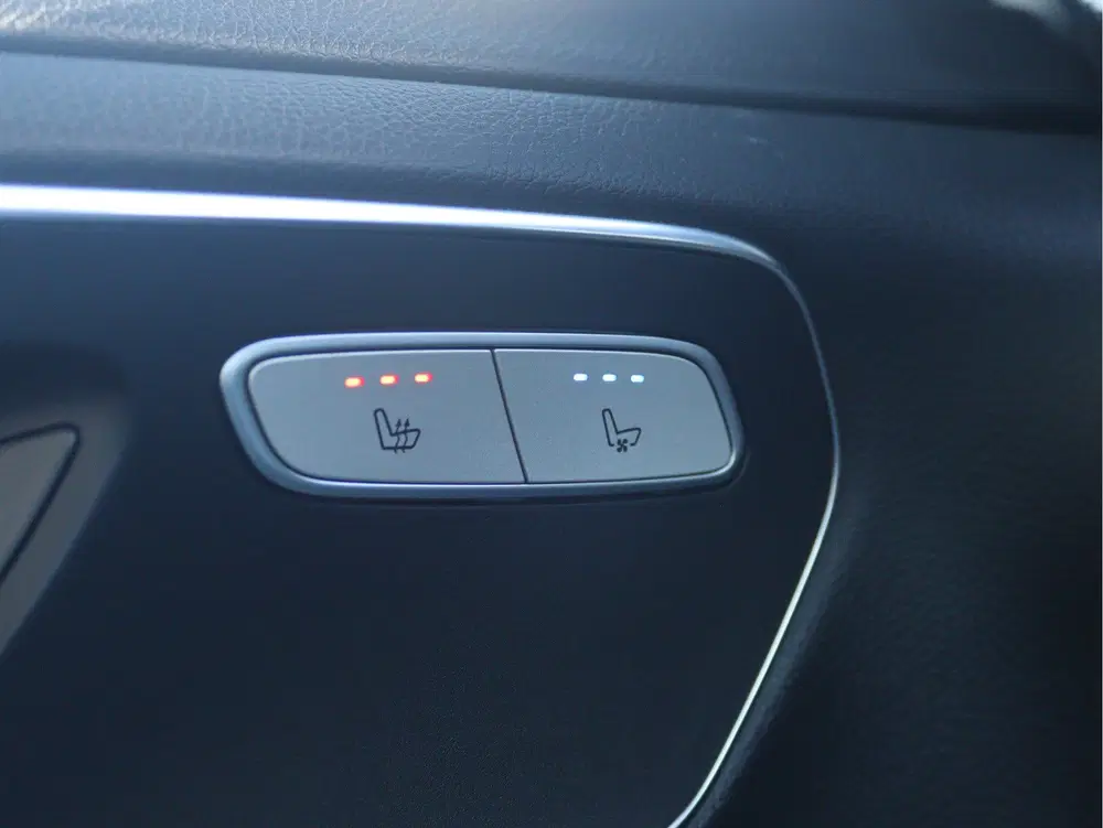 Mercedes-Benz V-Klasse V300d 4-MATIC Lang Avantgarde Edition uit 2021, foto 14