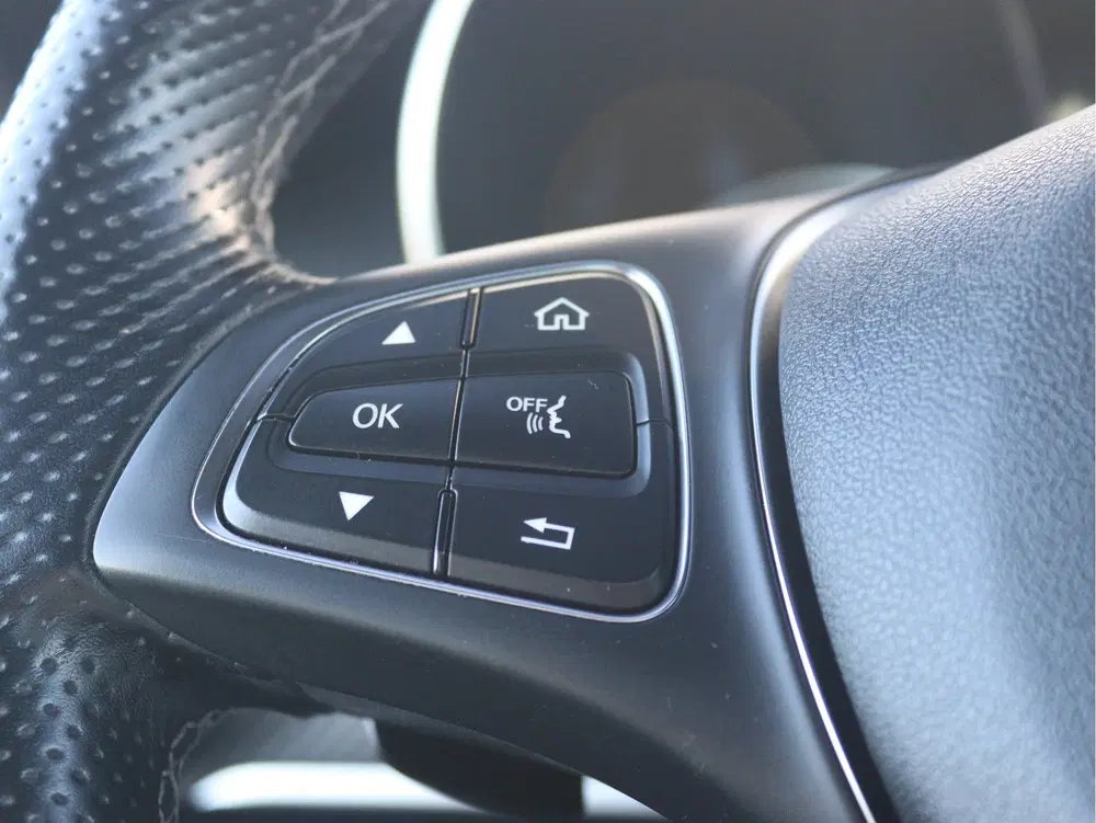 Mercedes-Benz V-Klasse V300d 4-MATIC Lang Avantgarde Edition uit 2021, foto 7