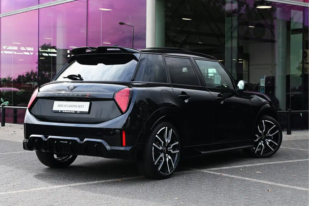 Mini Hatchback Cooper S uit 2026, foto 2