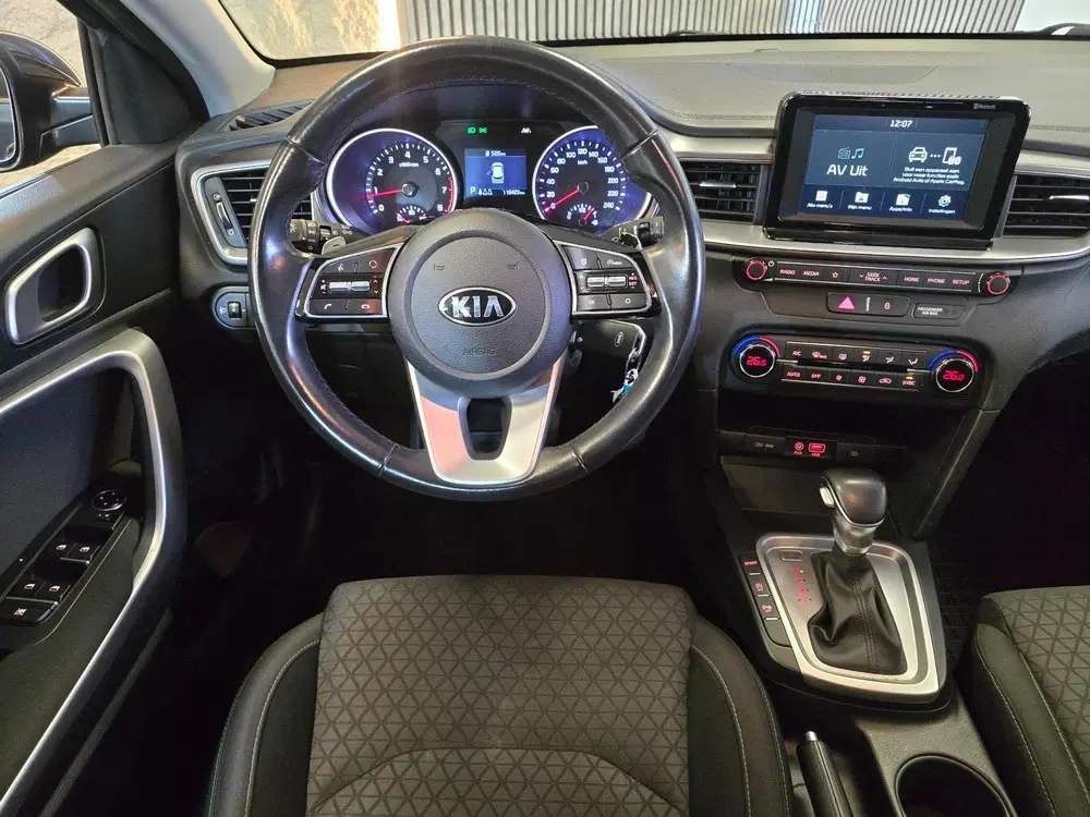 Kia Ceed 1.4 T-GDi DynamicLine uit 2019, foto 3