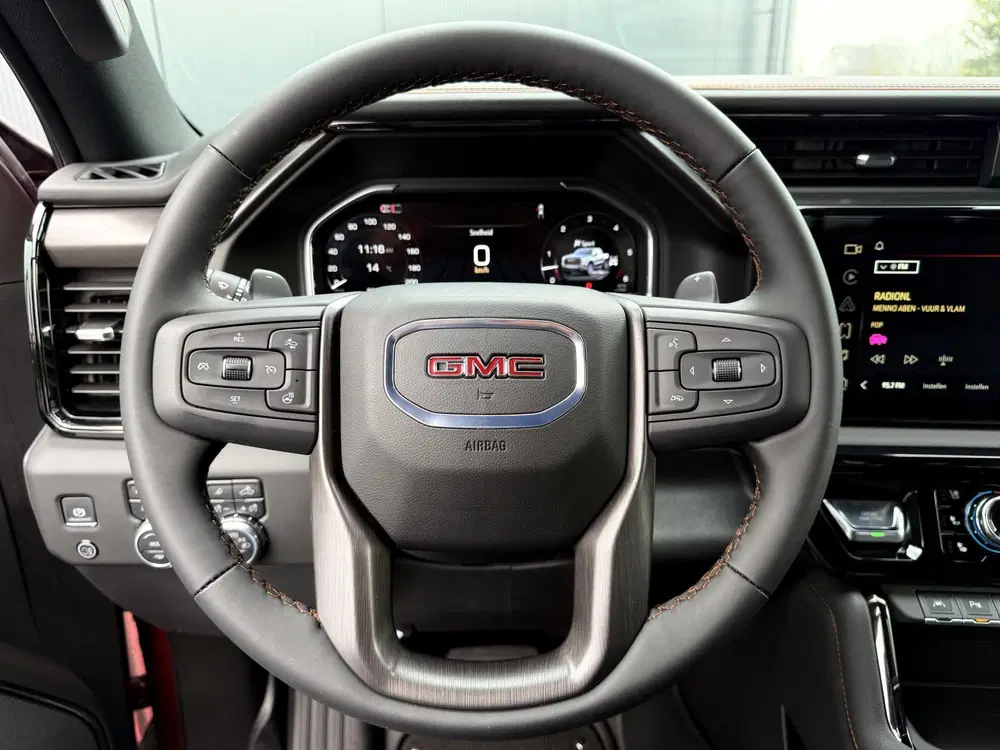 GMC Sierra 6.2L V8 420 PK uit 2024, foto 12