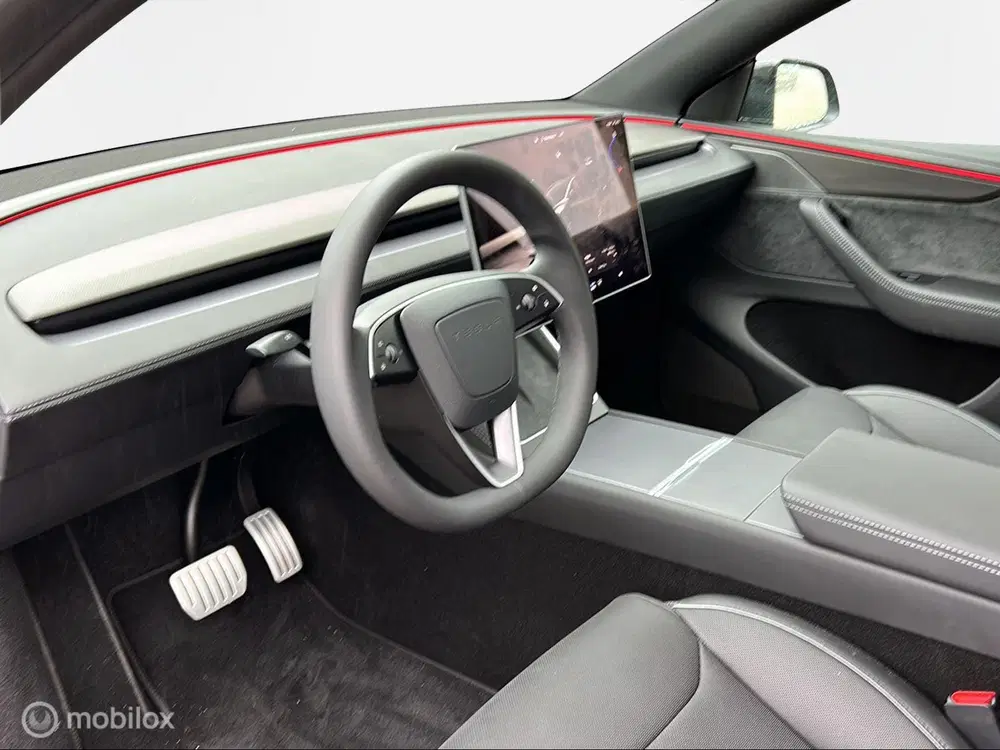 Tesla Model Y Performance AWD 83 kWh uit 2026, foto 10