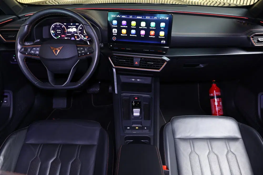 Cupra Formentor 1.4 e-Hybrid Adrenaline AVM CARPLAY NAVI P uit 2023, foto 2