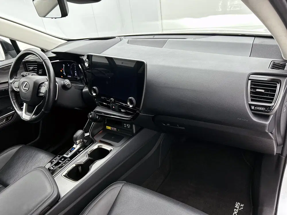 Lexus NX 450h+ AWD Executive Line uit 2022, foto 7