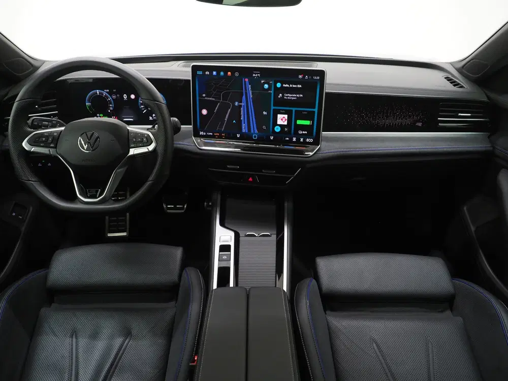 Volkswagen Passat 1.5 eHybrid R-Line Black uit 2025, foto 5