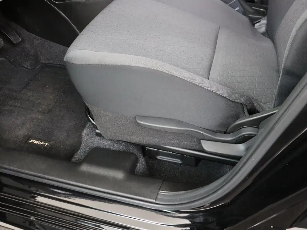 Suzuki Swift 1.2 Select Smart Hybrid uit 2025, foto 11