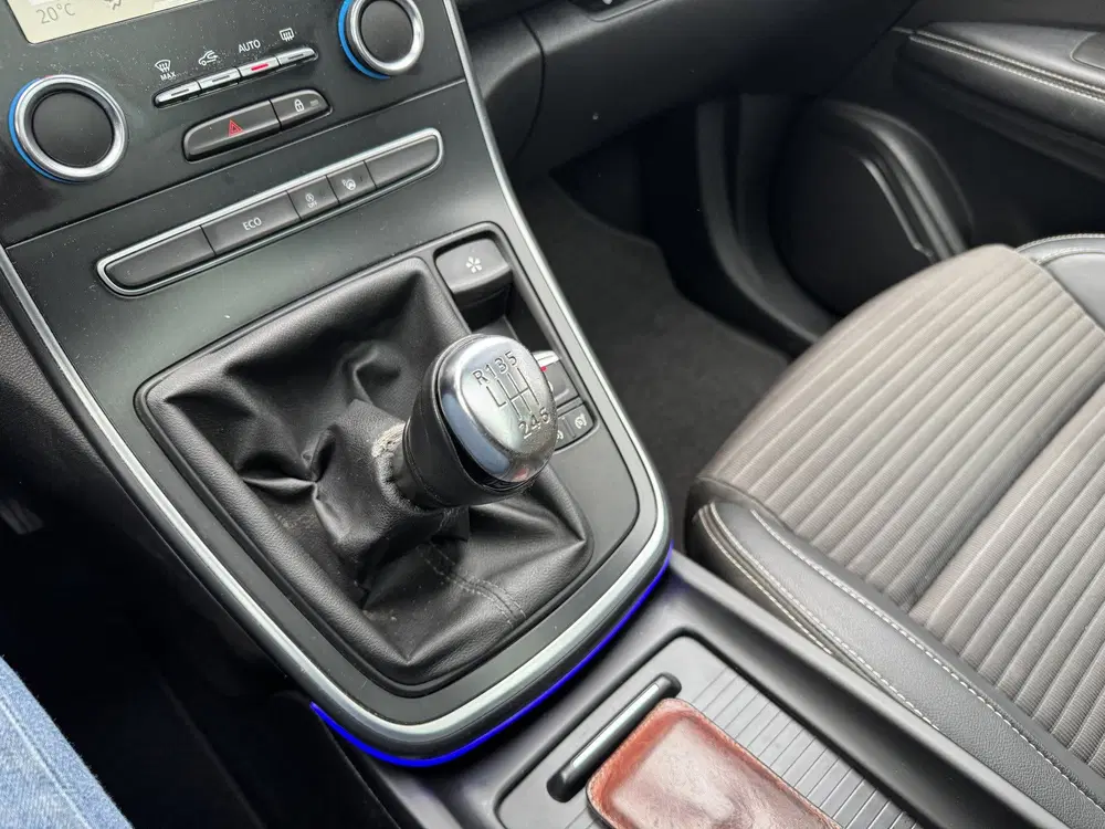 Renault Grand Scenic Grand Scénic 1.3 TCe Bose 7p. HEAD UP-PANO uit 2019, foto 15