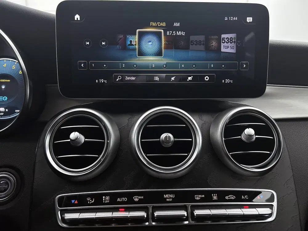Mercedes-Benz GLC 300 e 4MATIC Business Solution AMG Inclusi uit 2022, foto 7