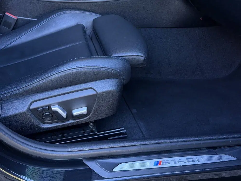 BMW 1-serie M140i xDrive DAK uit 2019, foto 14