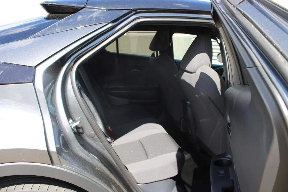 Toyota C-HR 2.0 Plug-in Hybrid 220 Dynamic uit 2024, foto 13