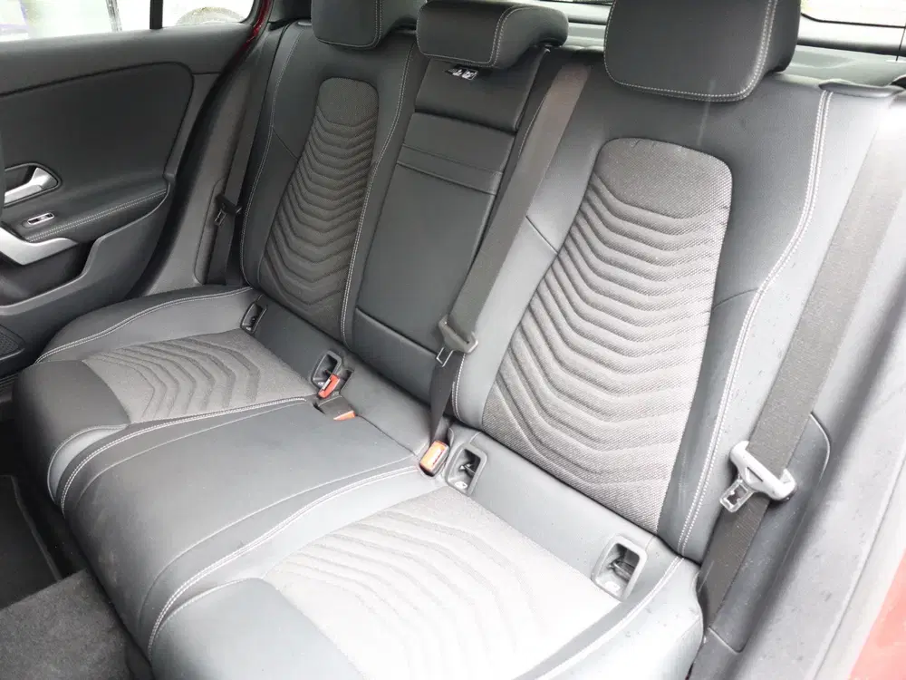 Mercedes-Benz A-Klasse 250 e Star Edition Luxury Line l Trek uit 2025, foto 11