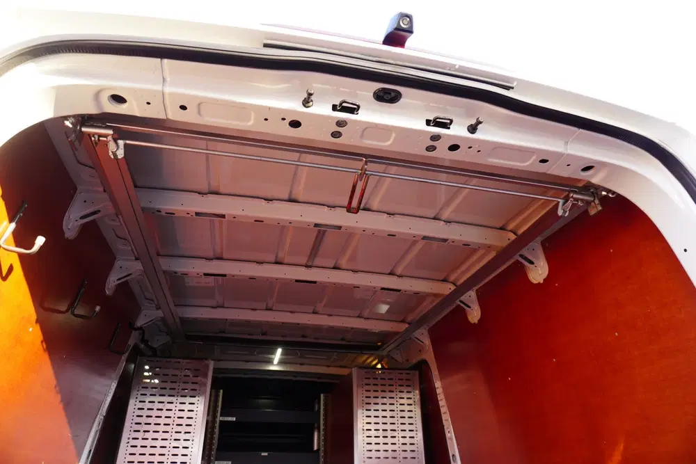 Volkswagen Crafter 180pk Automaat L3H3 uit 2024, foto 10