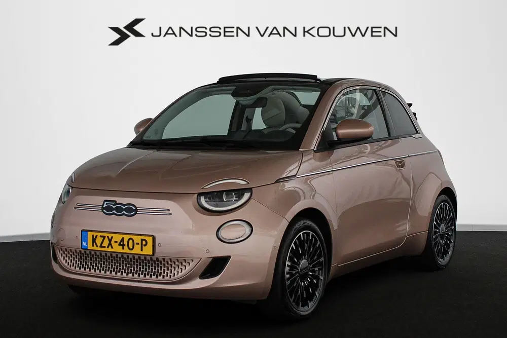 Fiat 500C La Prima 42 kWh Cabrio Leder Stoelverwarmi uit 2024