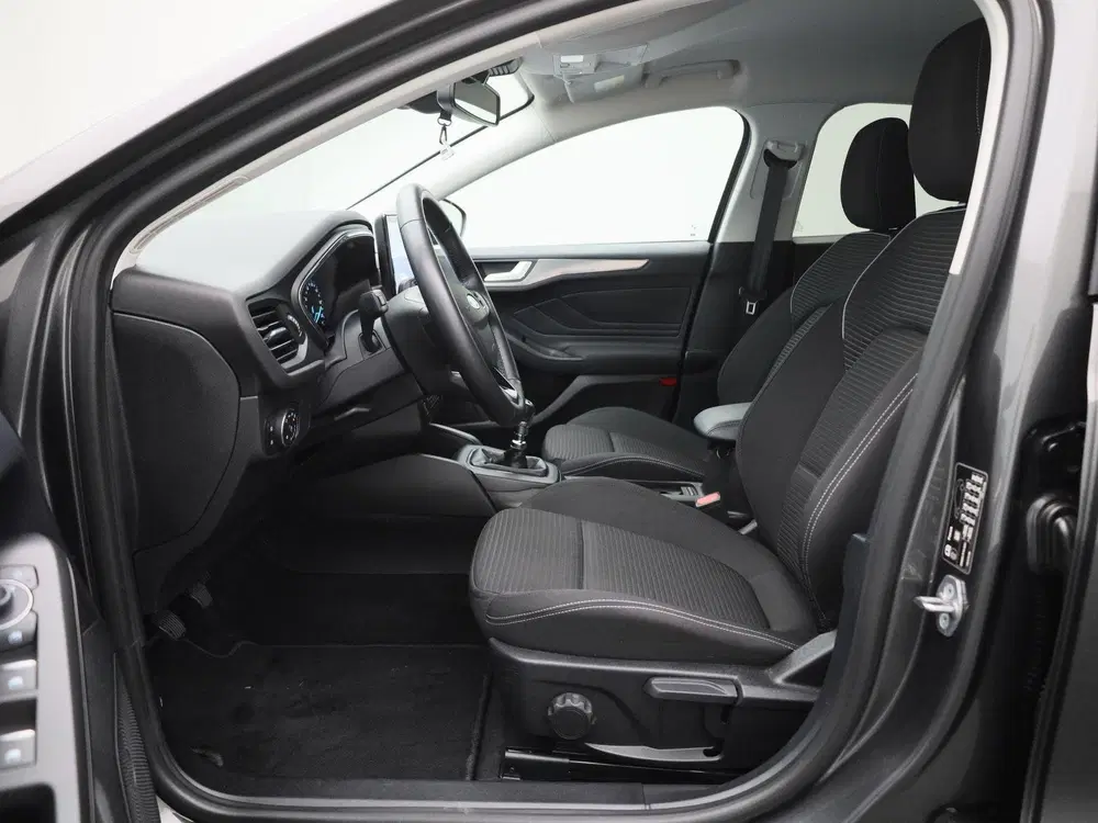 Ford Focus 1.0 EcoBoost Hybrid Titanium uit 2023, foto 12