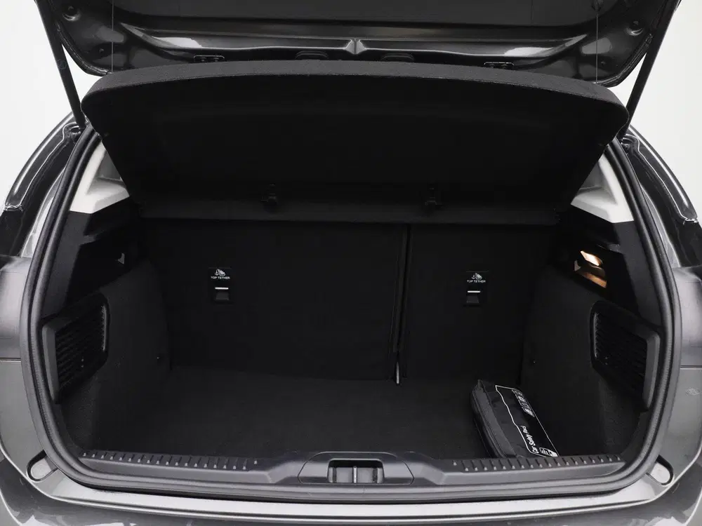 Ford Focus 1.0 EcoBoost Hybrid Titanium uit 2023, foto 15