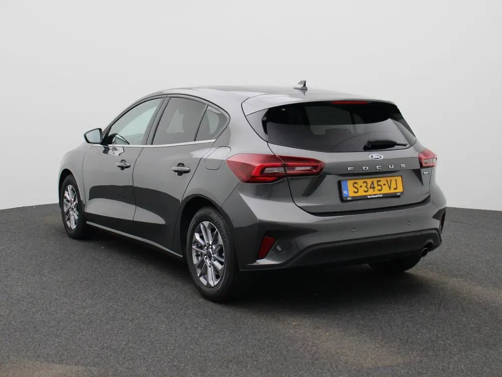 Ford Focus 1.0 EcoBoost Hybrid Titanium uit 2023, foto 4
