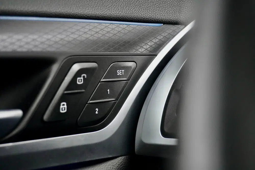 BMW iX3 High Exe. 80 kWh uit 2023, foto 14