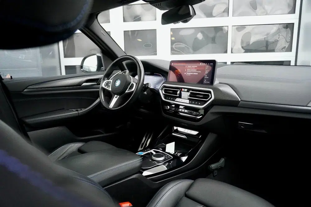 BMW iX3 High Exe. 80 kWh uit 2023, foto 5