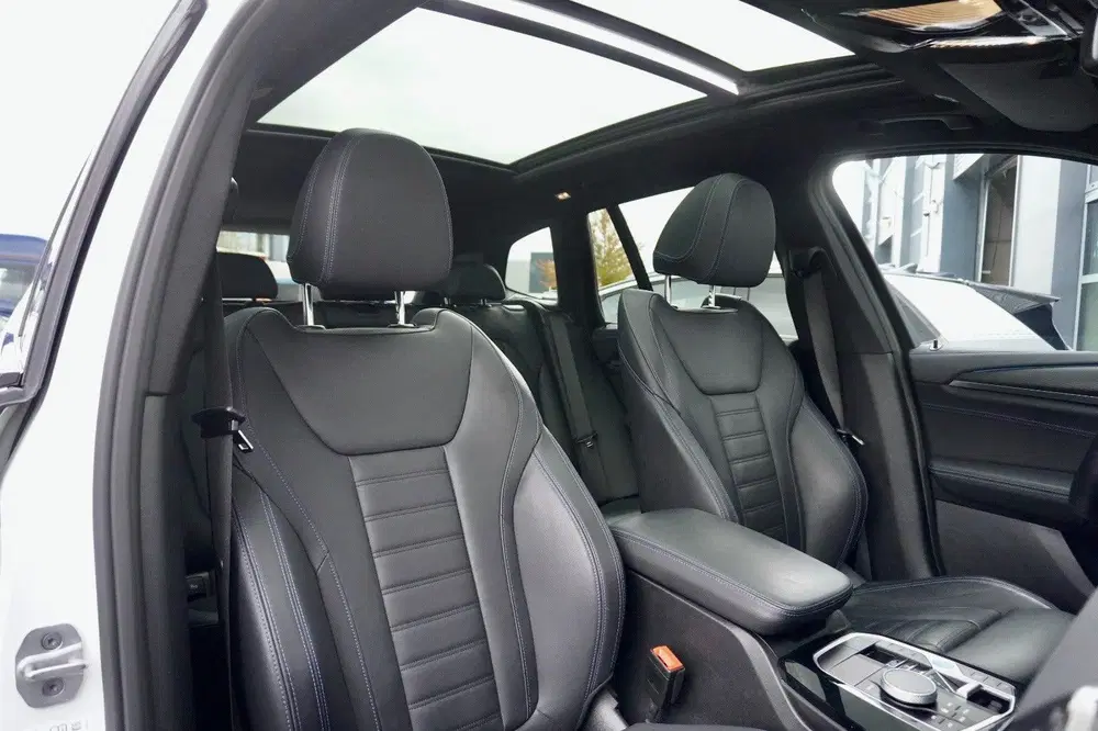 BMW iX3 High Exe. 80 kWh uit 2023, foto 6