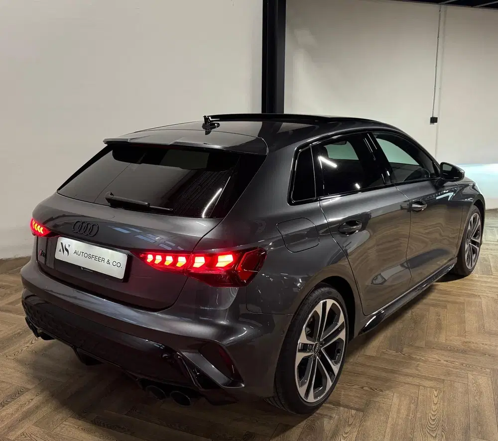 Audi S3 2.0 TFSI S3 quattro PANO KEYLESS SONOS uit 2024, foto 2