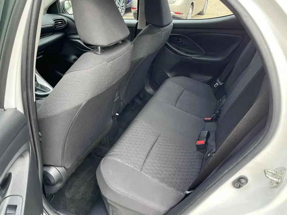 Toyota Yaris 1.5 Hybrid Dynamic edition LED uit 2023, foto 11