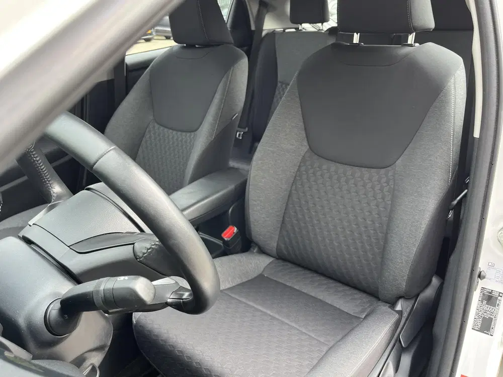 Toyota Yaris 1.5 Hybrid Dynamic edition LED uit 2023, foto 14