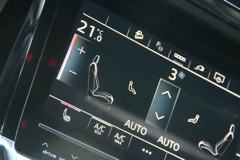 Audi Q8 e-tron 50 quattro Edition 95 kWh BTW-AUTO NL-AUTO uit 2023, foto 13