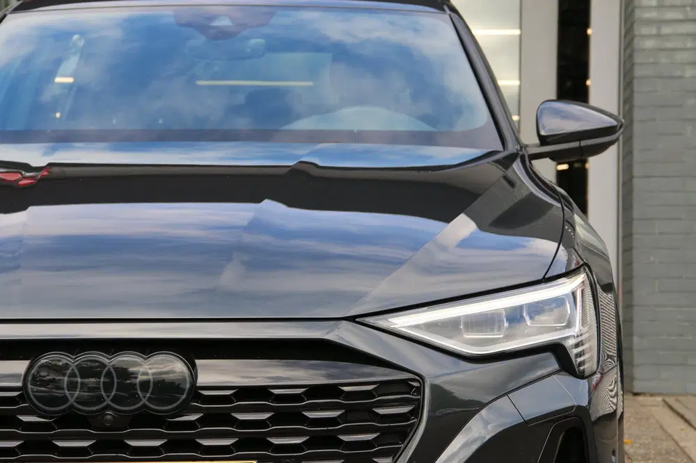 Audi Q8 e-tron 50 quattro Edition 95 kWh BTW-AUTO NL-AUTO uit 2023, foto 3