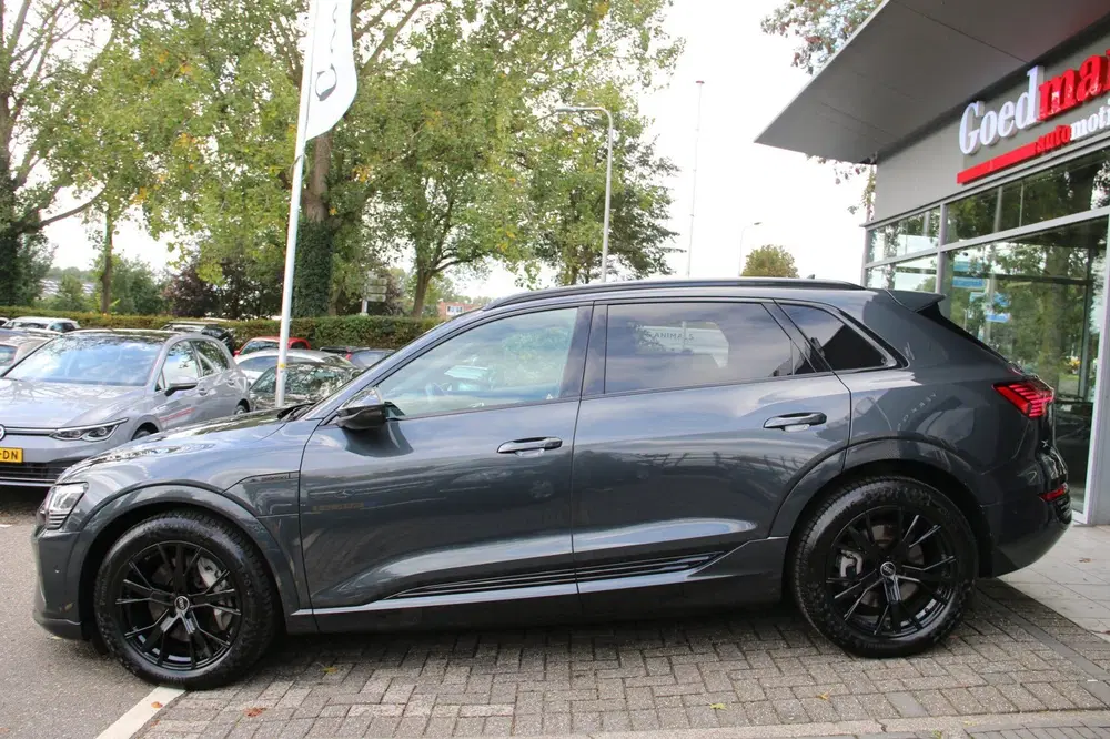 Audi Q8 e-tron 50 quattro Edition 95 kWh BTW-AUTO NL-AUTO uit 2023, foto 5