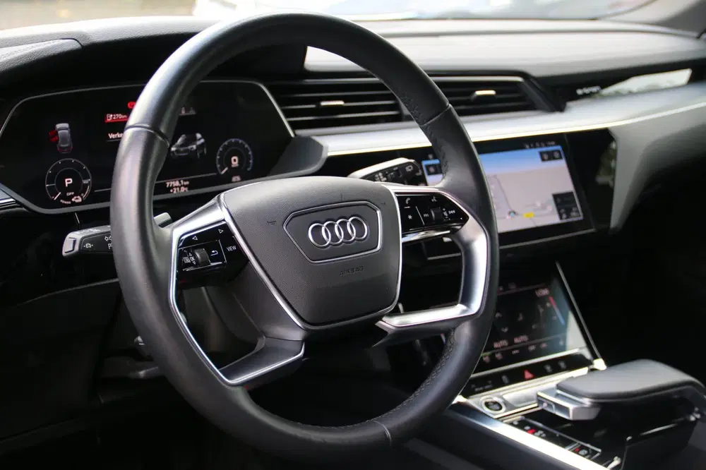 Audi Q8 e-tron 50 quattro Edition 95 kWh BTW-AUTO NL-AUTO uit 2023, foto 8