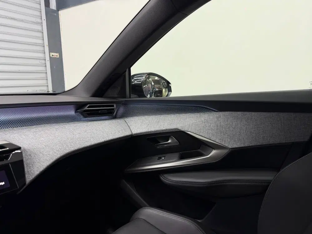 Peugeot 5008 1.2 Hybrid 145 GT 7p uit 2025, foto 12