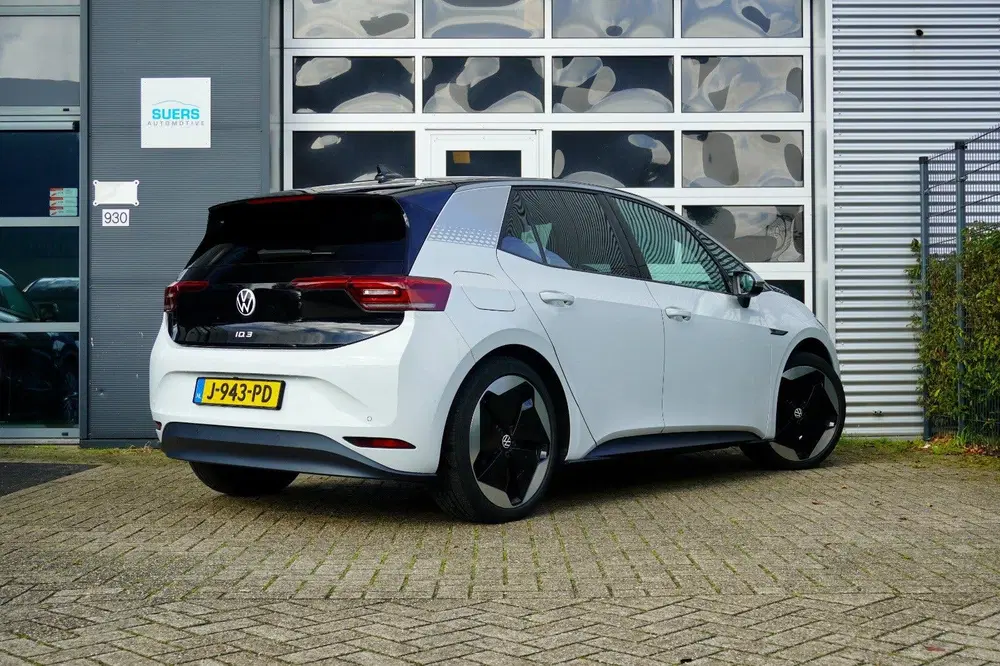 Volkswagen ID.3 First Max 58 kWh uit 2020, foto 2