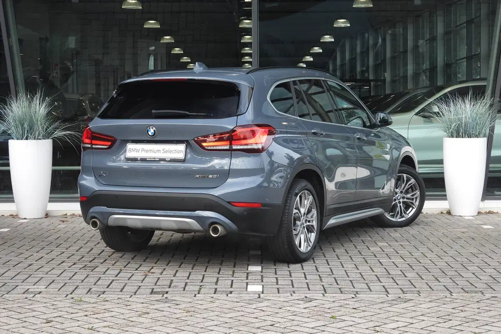 BMW X1 xDrive20i xLine Automaat uit 2020, foto 4