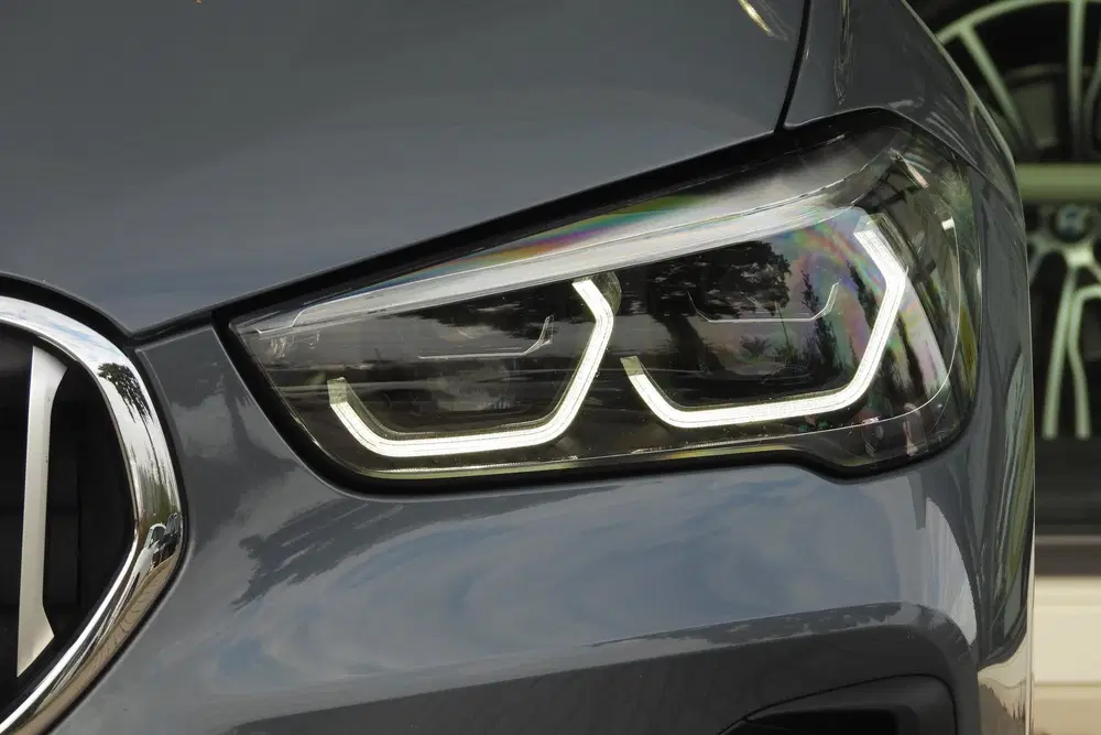 BMW X1 xDrive20i xLine Automaat uit 2020, foto 9