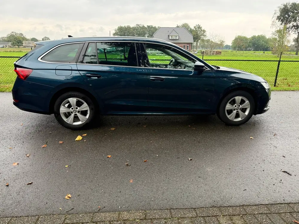 Skoda Octavia 2.0 TDI uit 2020, foto 3