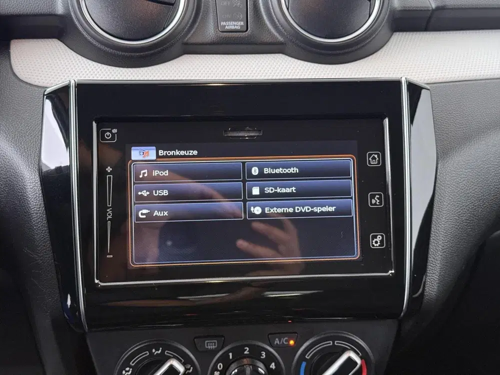 Suzuki Swift 1.2 Select uit 2019, foto 14