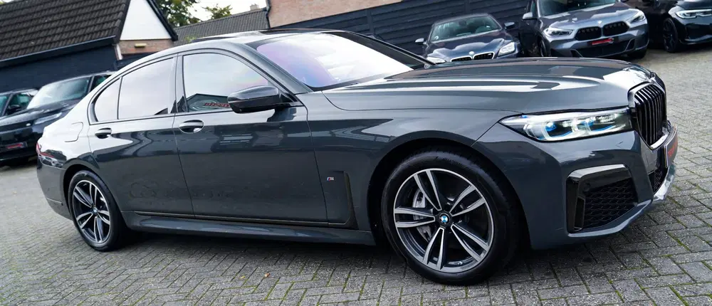 BMW 7-serie 745e High Executive uit 2019, foto 12