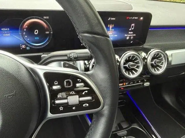 Mercedes-Benz EQB 250+ luxury Line 71kWh SOH 96% Panoramadak uit 2023, foto 11
