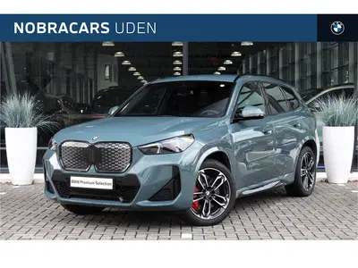 BMW iX1 eDrive20 M Sport uit 2025