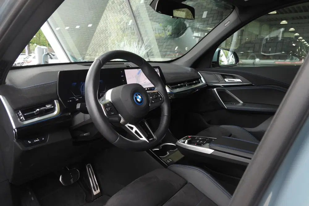 BMW iX1 eDrive20 M Sport uit 2025, foto 10