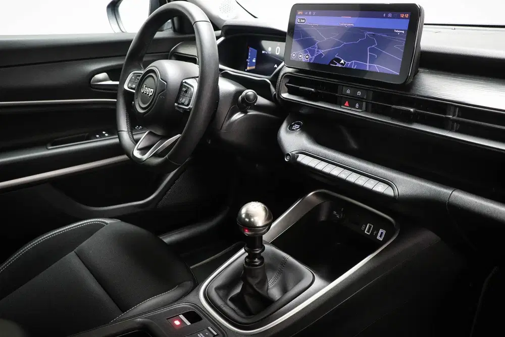 Jeep Avenger 1.2 Altitude uit 2023, foto 3