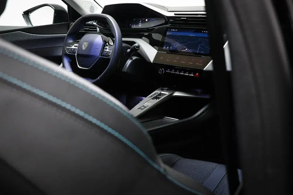 Peugeot 308 1.2 Hybrid 136 e-DCS6 GT uit 2025, foto 12