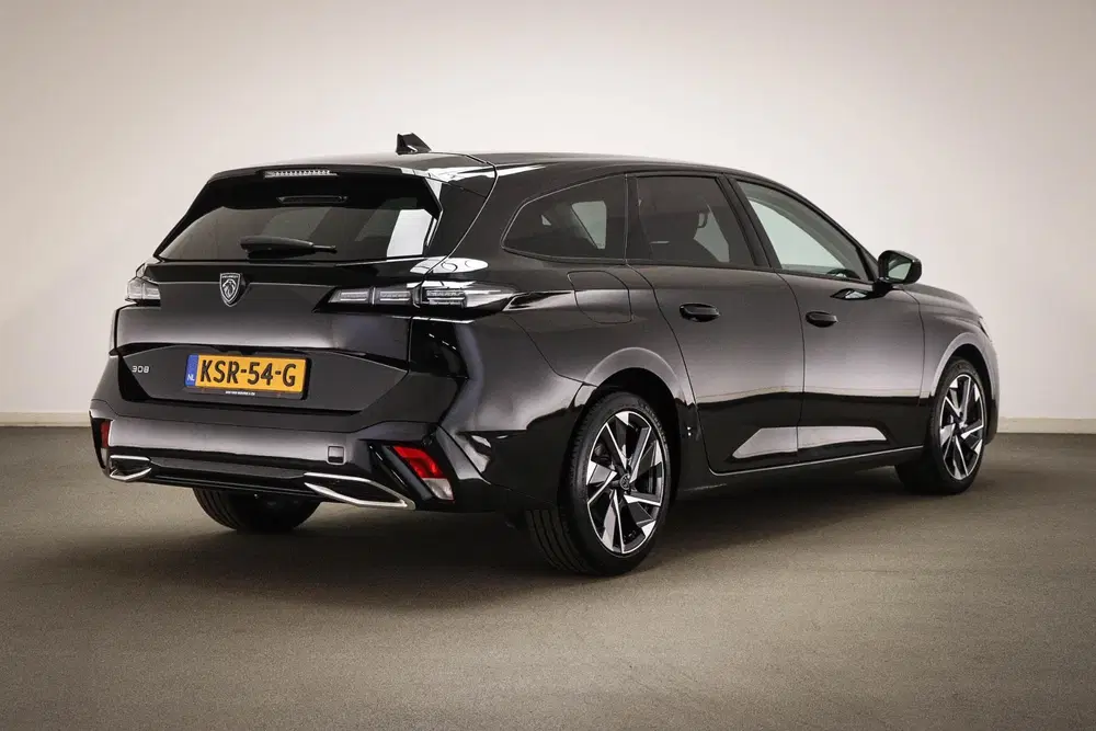 Peugeot 308 1.2 Hybrid 136 e-DCS6 GT uit 2025, foto 2