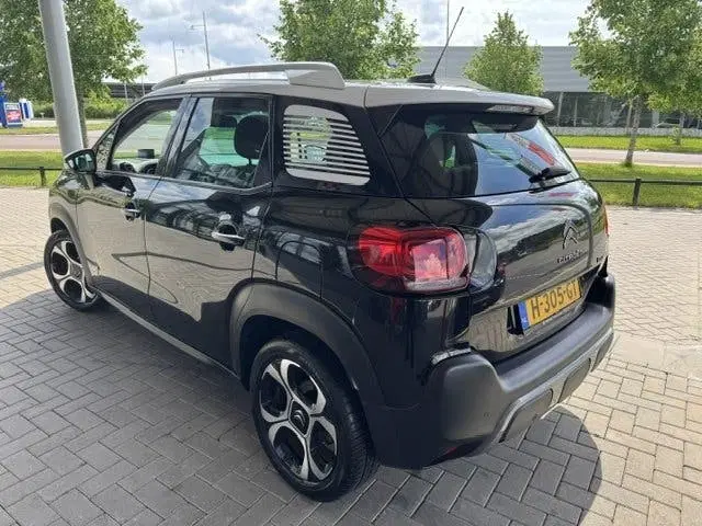 Citroën C3 Aircross 1.2 PT S&S SHINE TWO TONE + ECC uit 2019, foto 2