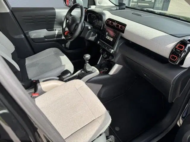 Citroën C3 Aircross 1.2 PT S&S SHINE TWO TONE + ECC uit 2019, foto 7